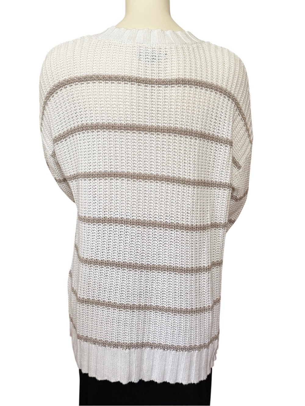 American Eagle Outfitters Off White Sweater with Taupe Stripes ~ M - Picture 3 of 8